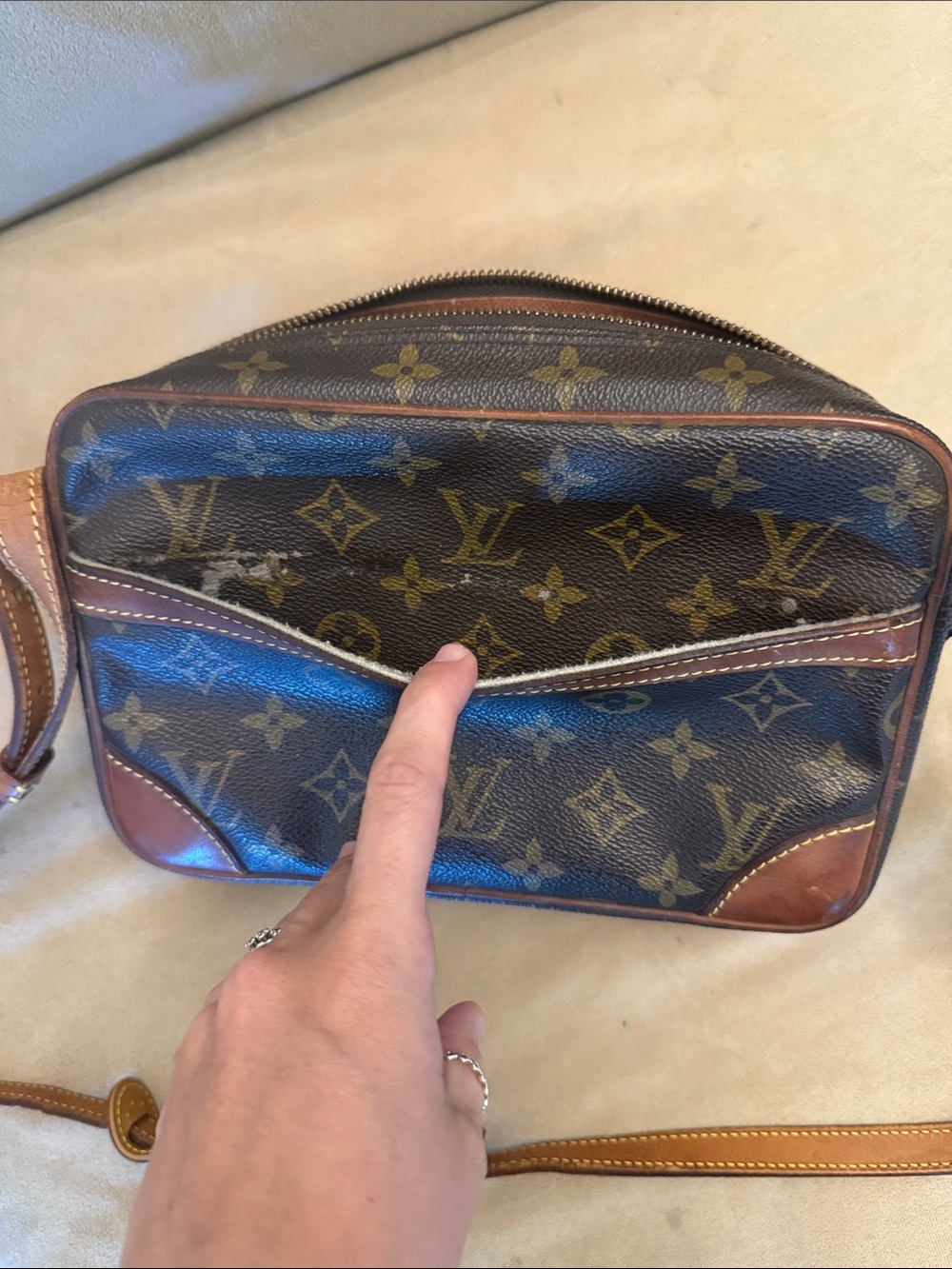 Louis Vuitton Monogram Trocadero 23 - Picture 2 of 9